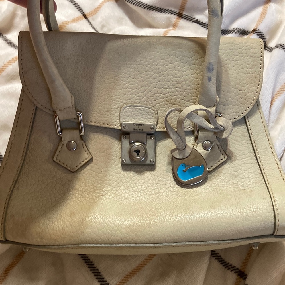 Dooney&Bourke cream handbag